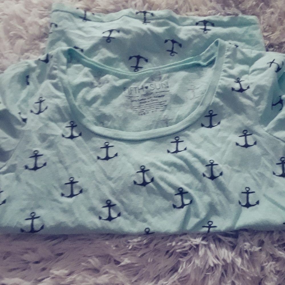 Shirt - Picture 3 of 3